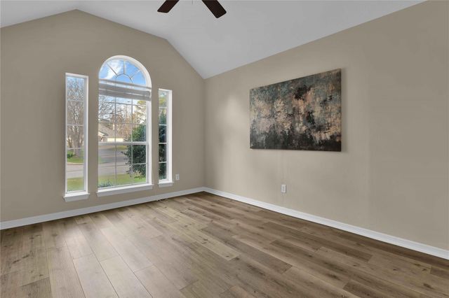 8506 Hunters Village Drive, Humble, TX 77346