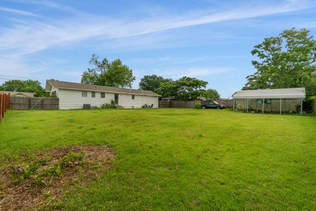 207 Margaret Ave., Petal, MS 39465