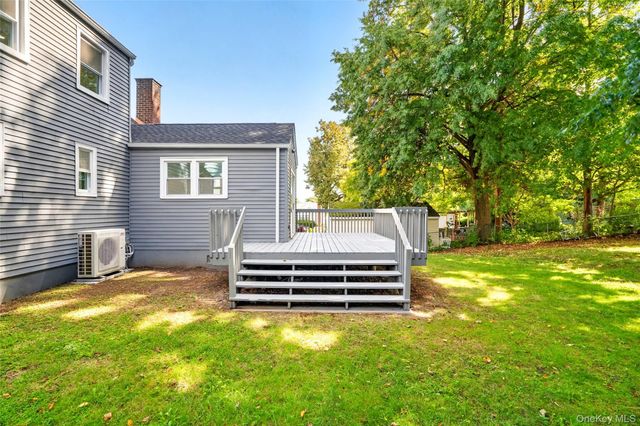 16 Saratoga Road, White Plains, NY 10607