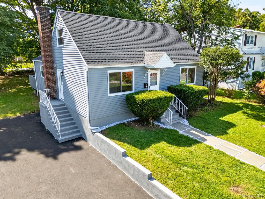 16 Saratoga Road, White Plains, NY 10607 — exterior