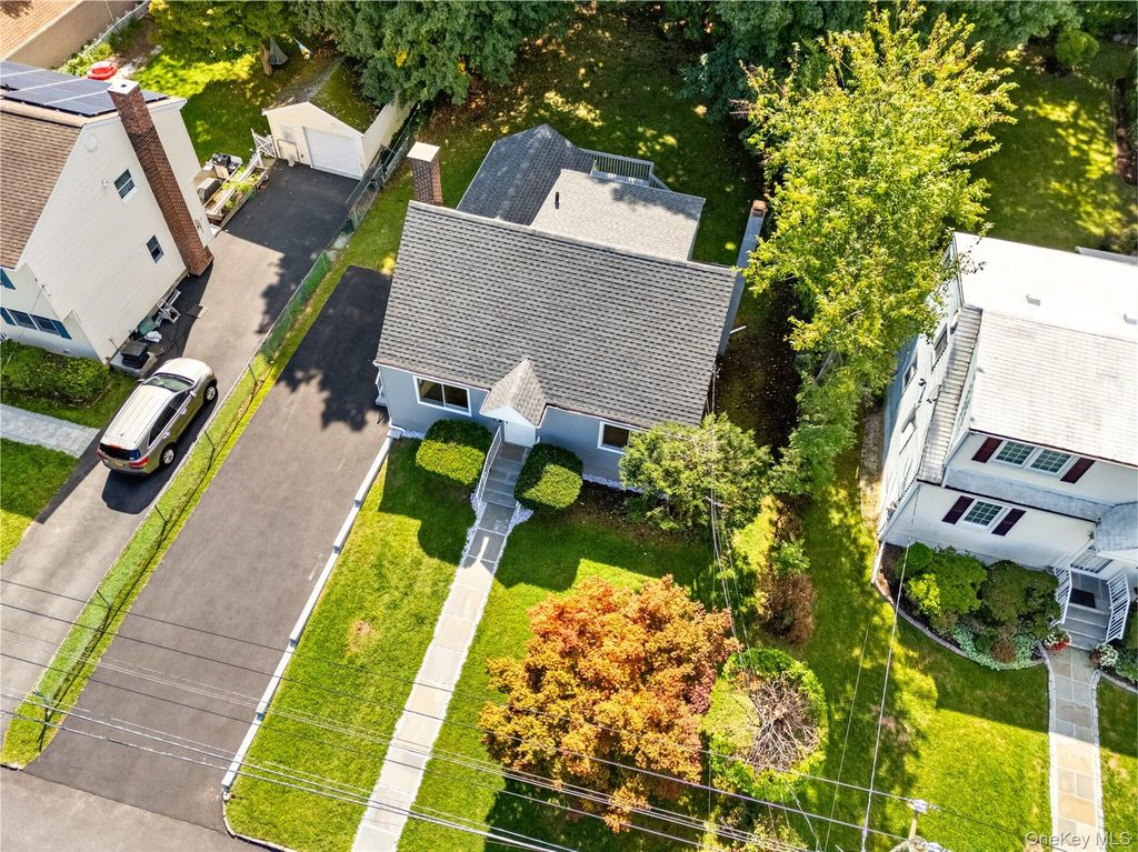 16 Saratoga Road, White Plains, NY 10607 — photo 3