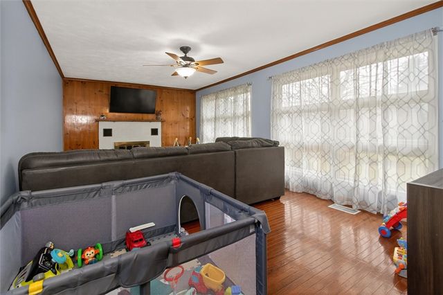 5449 State Route 5 And 20, Canandaigua Town, NY 14424