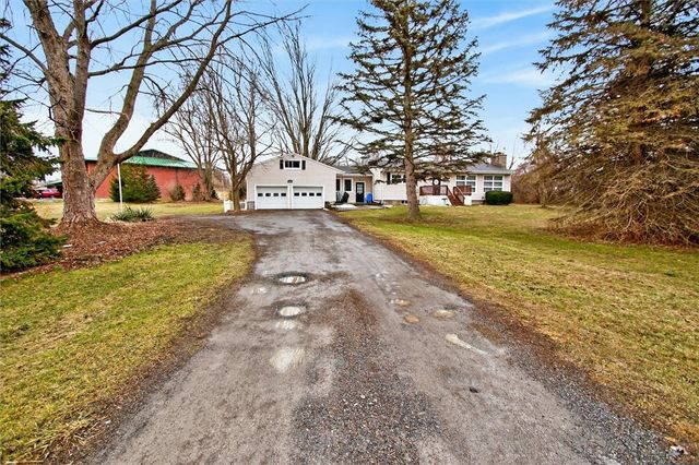 5449 State Route 5 And 20, Canandaigua Town, NY 14424