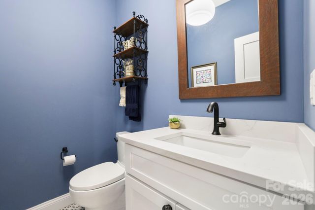 525 Byers Cove Road, Hendersonville, NC 28792