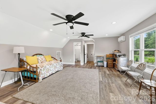 525 Byers Cove Road, Hendersonville, NC 28792
