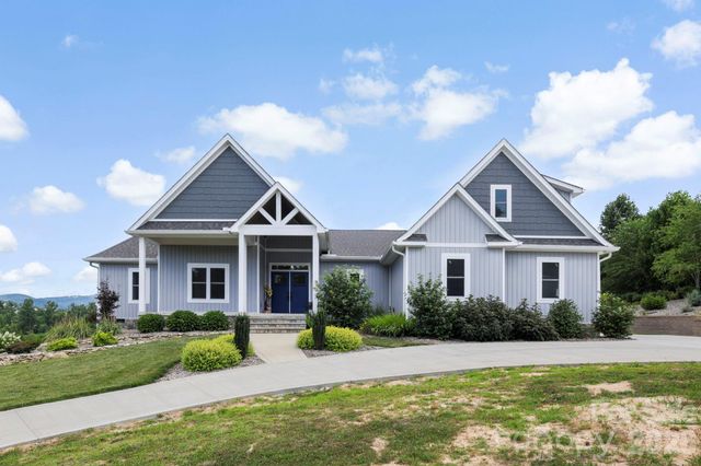 525 Byers Cove Road, Hendersonville, NC 28792