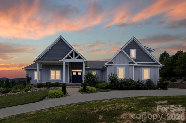525 Byers Cove Road, Hendersonville, NC 28792