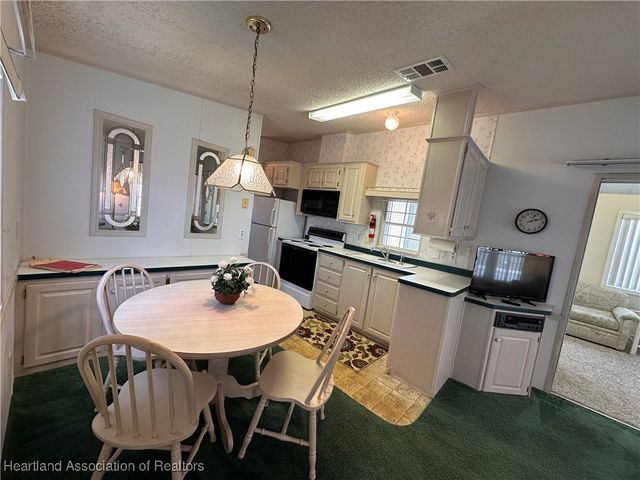 7735 Bluff Boulevard, Zolfo Springs, FL 33890