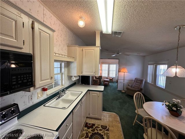 7735 Bluff Boulevard, Zolfo Springs, FL 33890