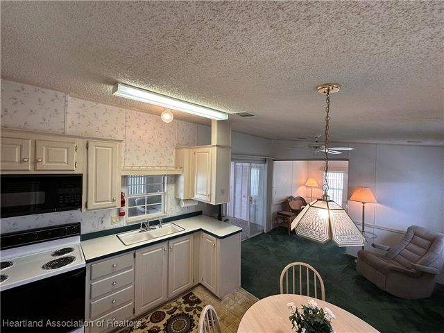 7735 Bluff Boulevard, Zolfo Springs, FL 33890