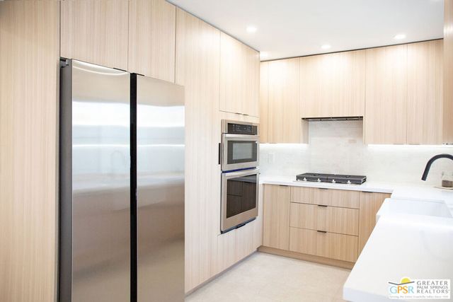 48940 Desert Flower Drive, Palm Desert, CA 92260