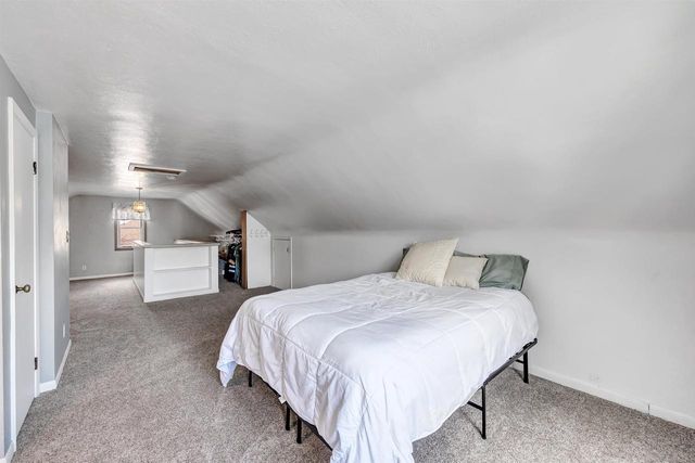 1262 RIDGEDALE COURT, Green Bay, WI 54304