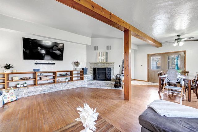 1262 RIDGEDALE COURT, Green Bay, WI 54304