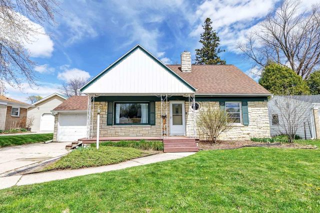 1262 RIDGEDALE COURT, Green Bay, WI 54304