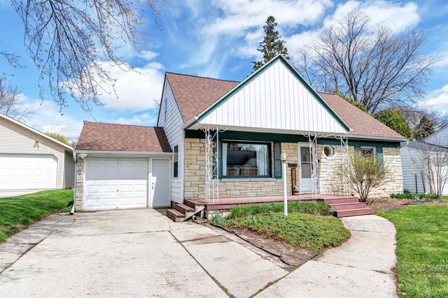 1262 RIDGEDALE COURT, Green Bay, WI 54304