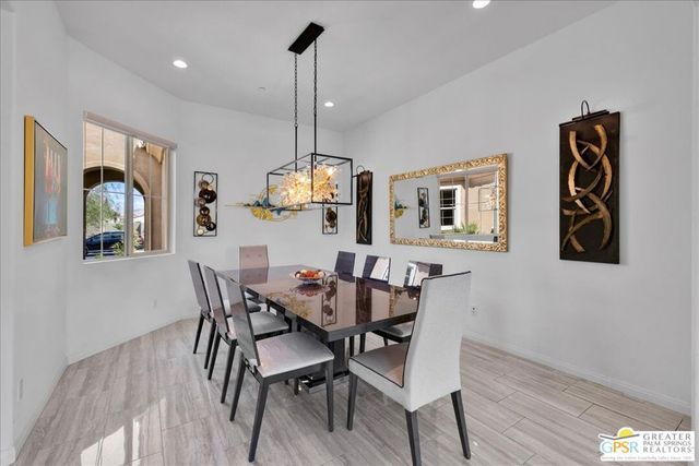 25 Chardonnay, Rancho Mirage, CA 92270