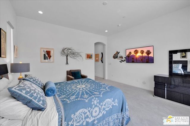 25 Chardonnay, Rancho Mirage, CA 92270