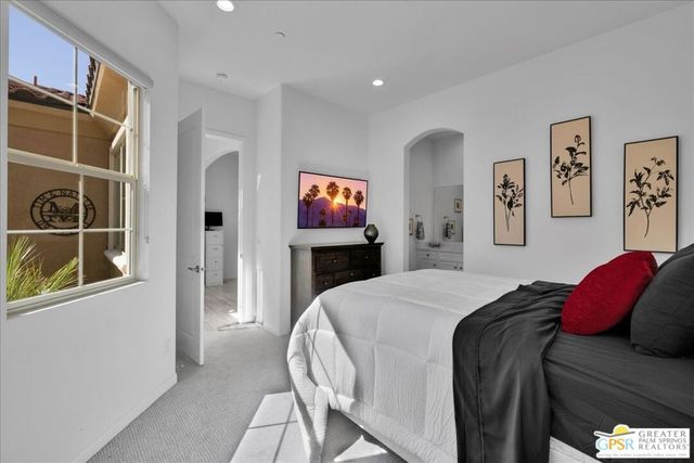 25 Chardonnay, Rancho Mirage, CA 92270