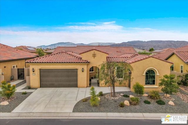 25 Chardonnay, Rancho Mirage, CA 92270