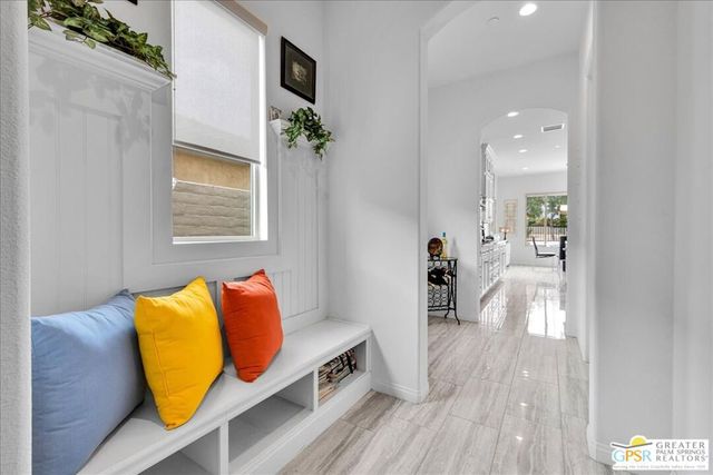 25 Chardonnay, Rancho Mirage, CA 92270