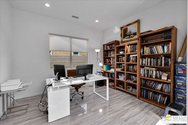 25 Chardonnay, Rancho Mirage, CA 92270