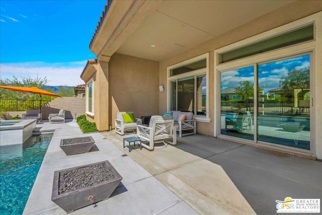 25 Chardonnay, Rancho Mirage, CA 92270
