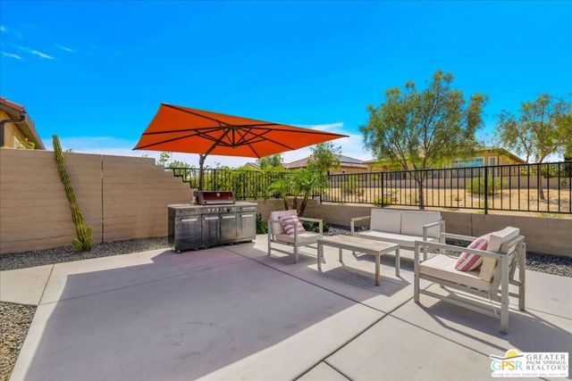 25 Chardonnay, Rancho Mirage, CA 92270