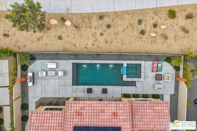 25 Chardonnay, Rancho Mirage, CA 92270