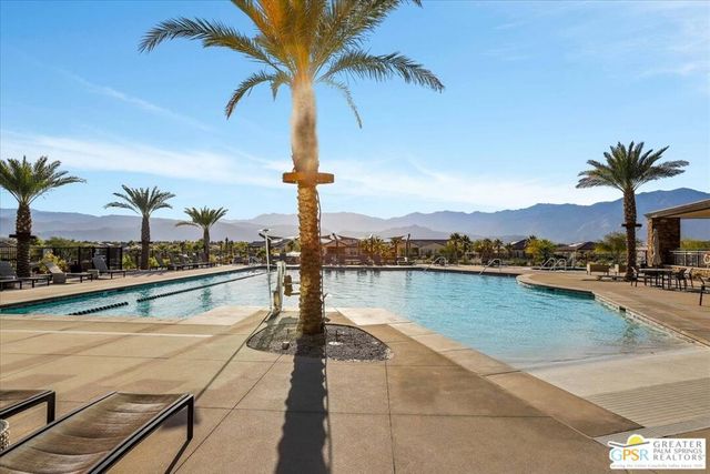 25 Chardonnay, Rancho Mirage, CA 92270
