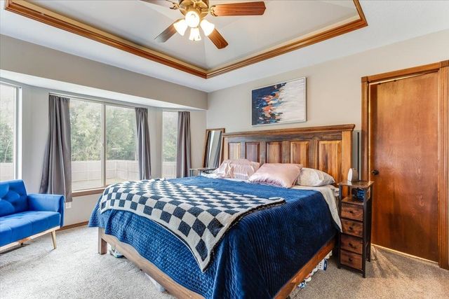 355 E Karla Ave, Haysville, KS 67060