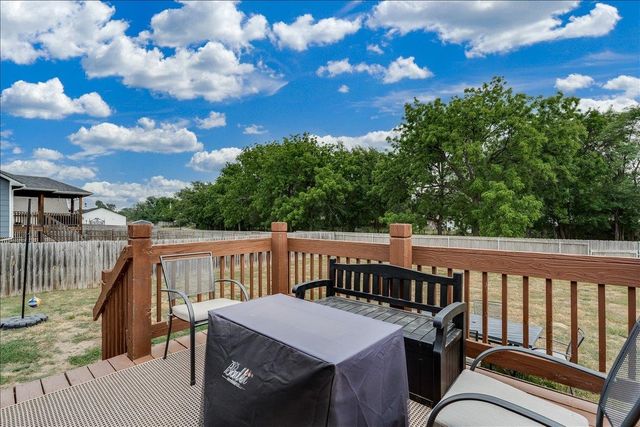 355 E Karla Ave, Haysville, KS 67060