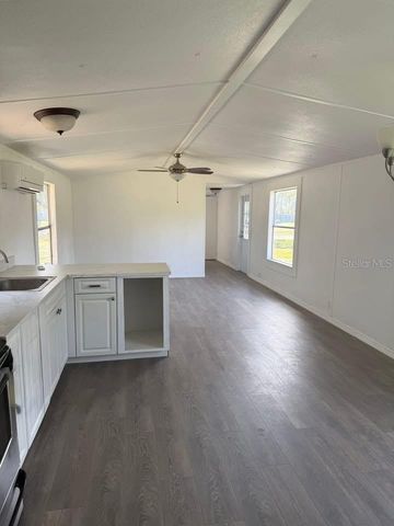 1516 COMMERCIAL PLACE, Zephyrhills, FL 33540