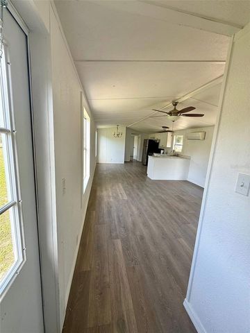 1516 COMMERCIAL PLACE, Zephyrhills, FL 33540