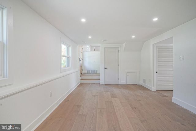 316 FARMDALE RD, Moorestown, NJ 08057