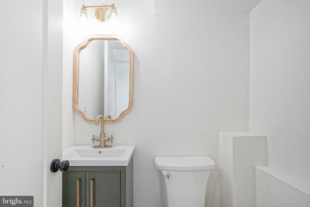 316 FARMDALE RD, Moorestown, NJ 08057