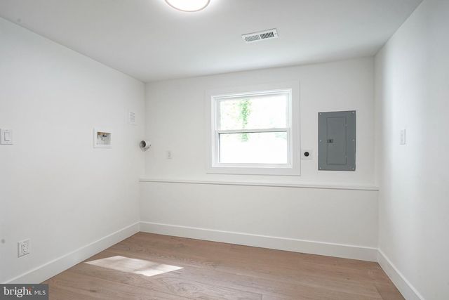 316 FARMDALE RD, Moorestown, NJ 08057