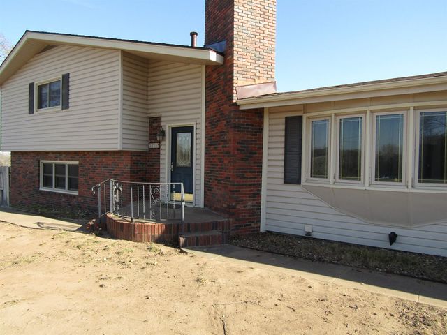 1705 Glen Ave., Salina, KS 67401
