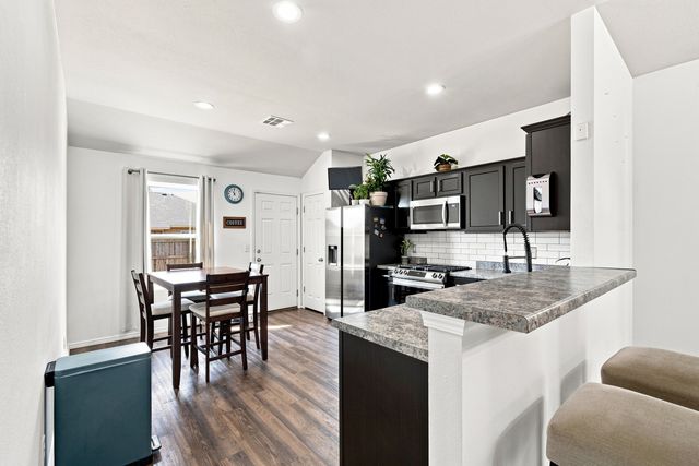 10004 E 107th Place, Owasso, OK 74055