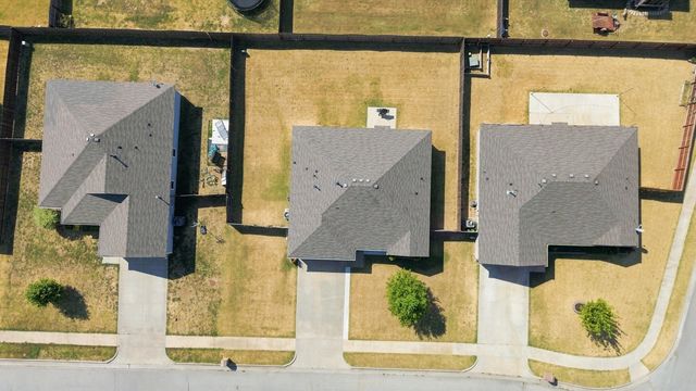 10004 E 107th Place, Owasso, OK 74055
