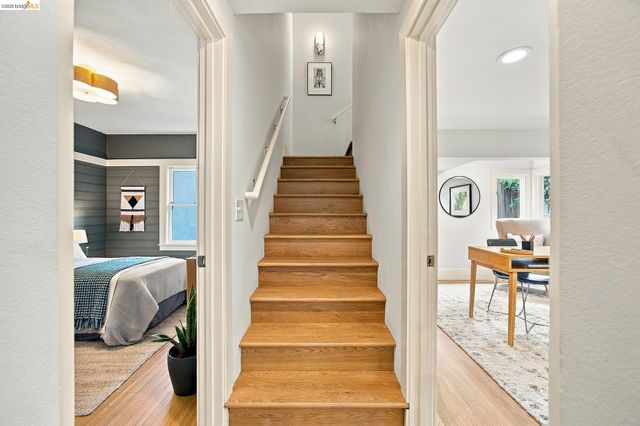 967 Grosvenor Place, Oakland, CA 94610