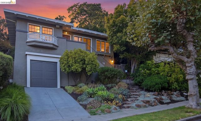 967 Grosvenor Place, Oakland, CA 94610