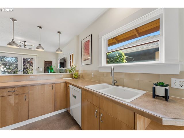 3610 N BALDWIN St, Portland, OR 97217
