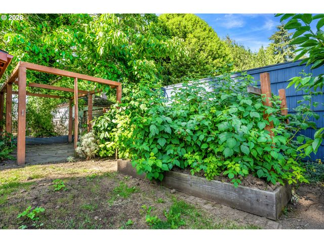 3610 N BALDWIN St, Portland, OR 97217
