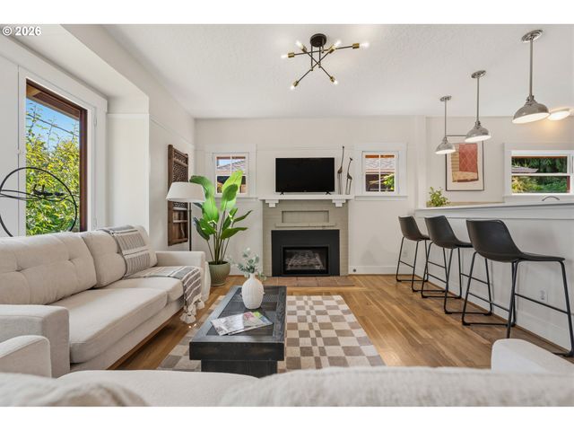 3610 N BALDWIN St, Portland, OR 97217