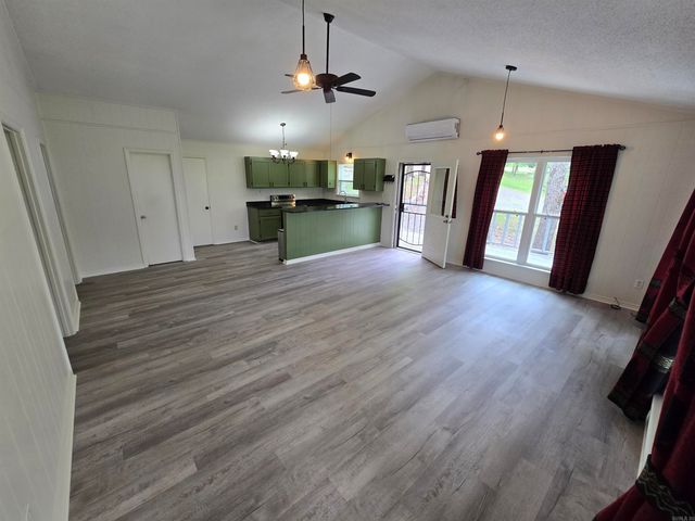 1720 Greers Ferry, Drasco, AR 72530