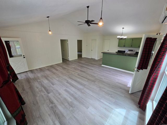 1720 Greers Ferry, Drasco, AR 72530