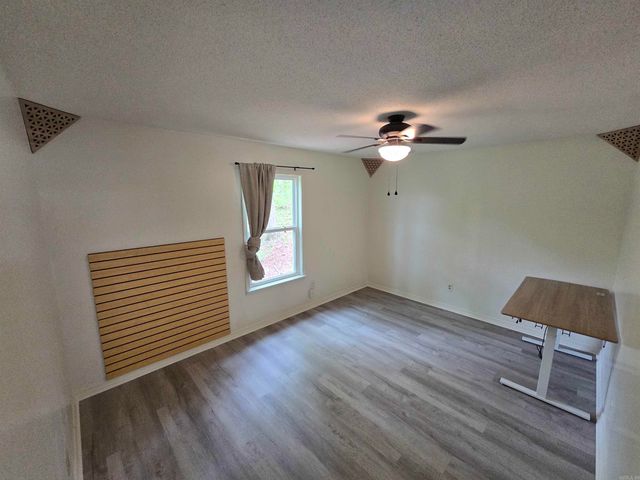 1720 Greers Ferry, Drasco, AR 72530