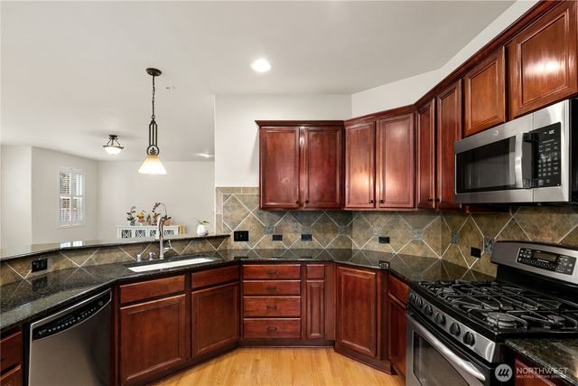 15205 84th Avenue Ct E, Puyallup, WA 98375