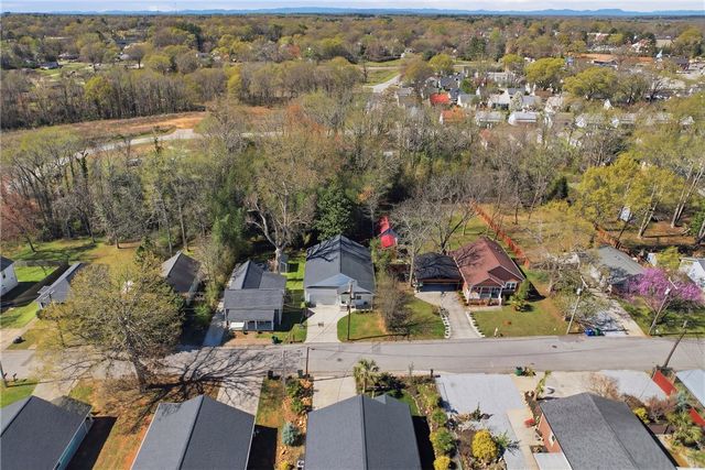 114a Shaw Street, Fountain Inn, SC 29644