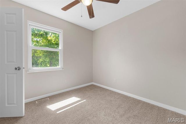 1844 Night Drive, Florissant, MO 63031